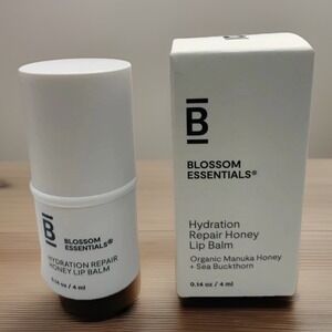 Blossom Essentials Hydration Repair Honey Lip‎ Balm .14 oz 4 ml Full Size NIB